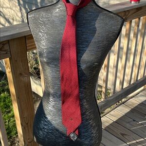 Versace Men's Red Geometric 100 percent Silk Tie